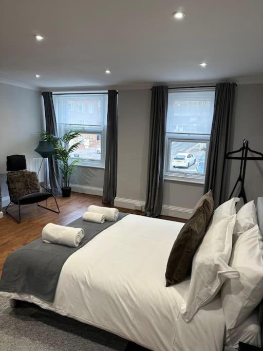 Apartmán High Wycombe Centre- 2 Bed Flat Exteriér fotografie